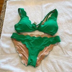 J. Crew Women’s Kelly Green Bikini.Never worn.